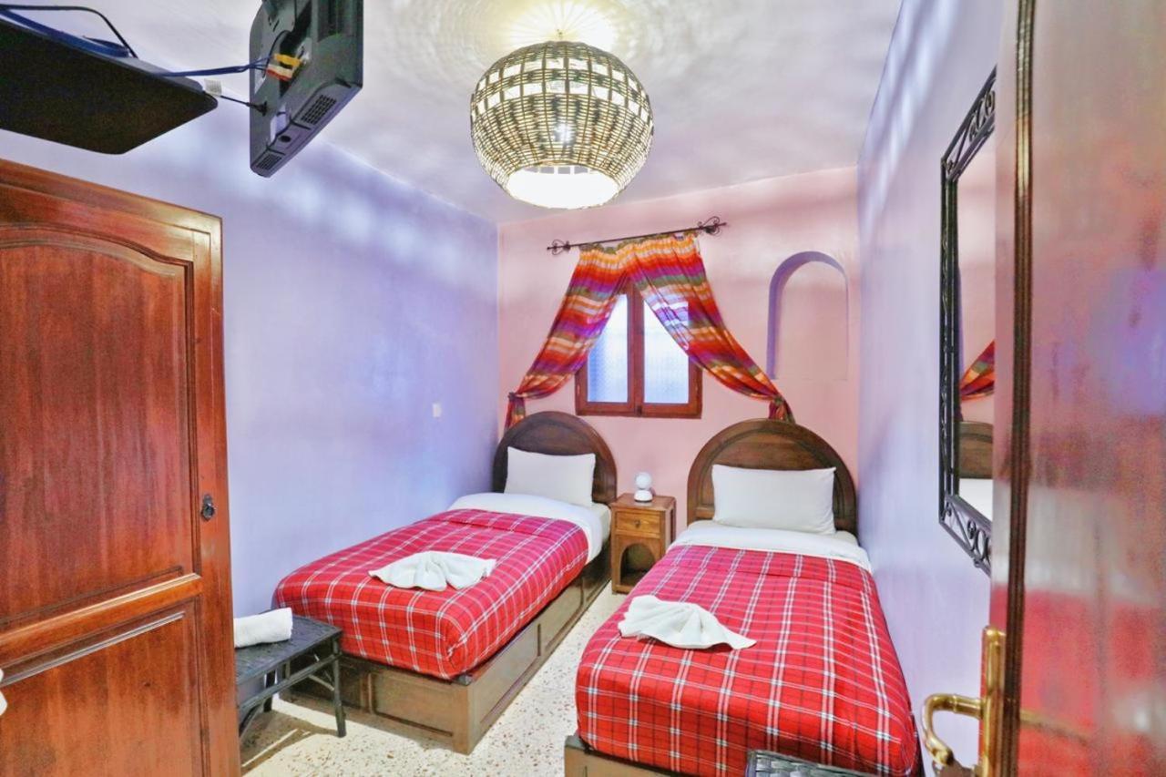 Aymane Rooftop Budget Panoramic Hotel シェフシャウエン エクステリア 写真